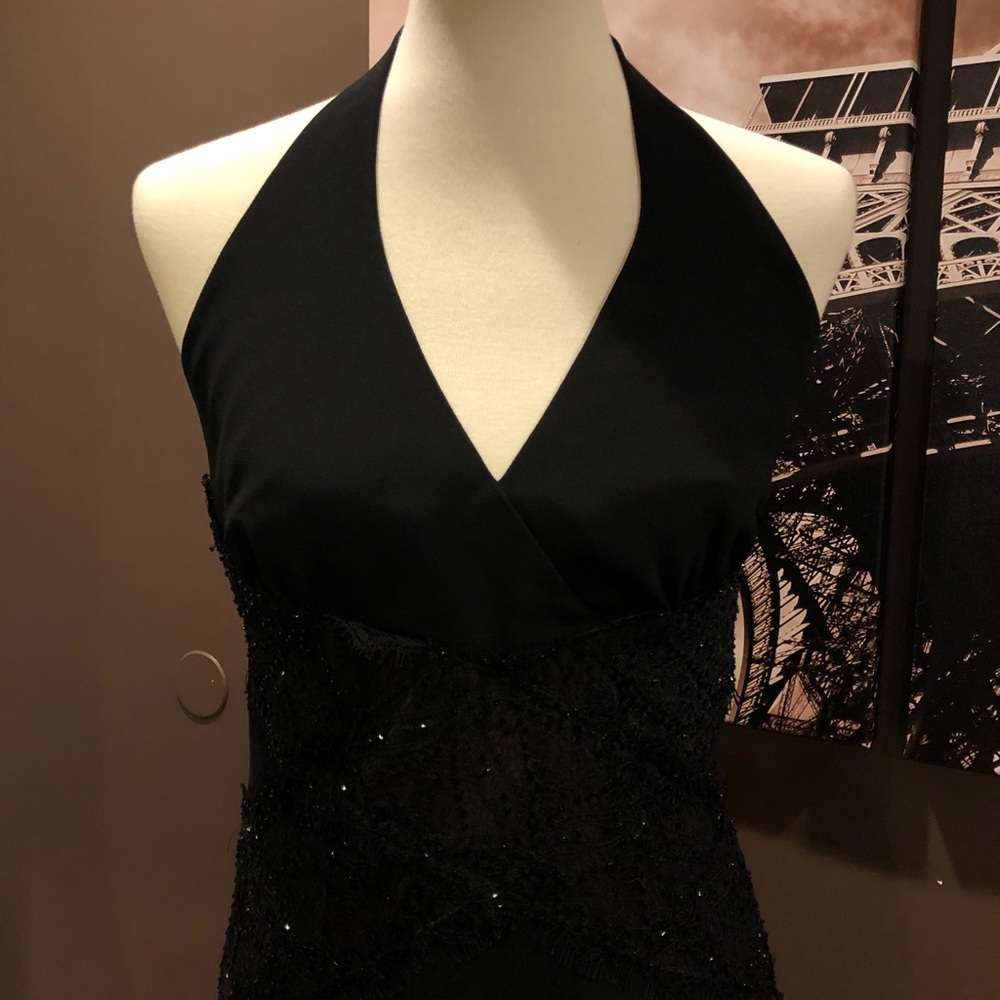 Halter dress - Picture 2 of 7